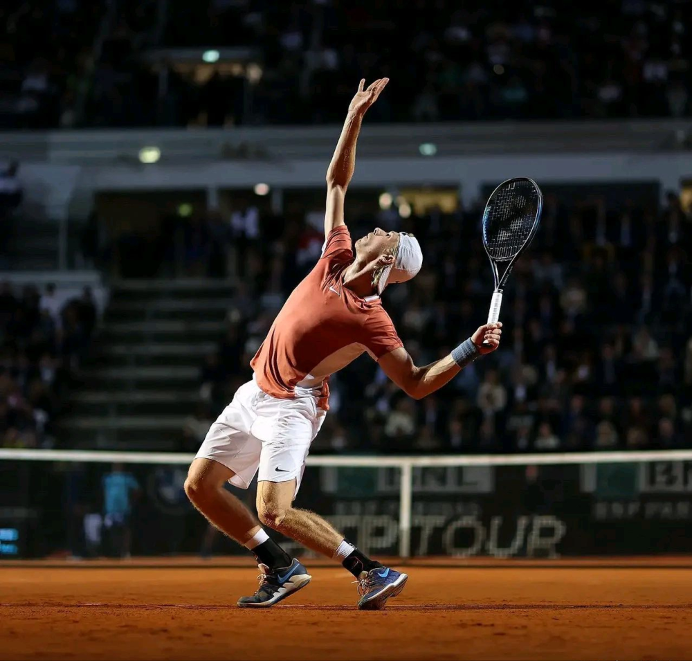 蒂姆连续五场比赛得分超过回归赛场，加拿大队挑战极限！的简单介绍